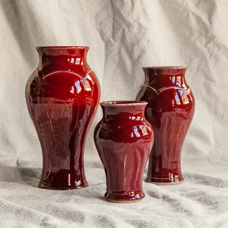 Large Classic Vase | Winterberry