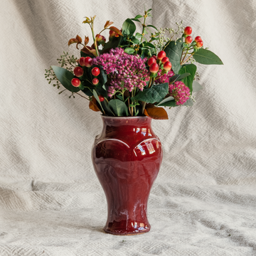 Small Classic Vase | Winterberry