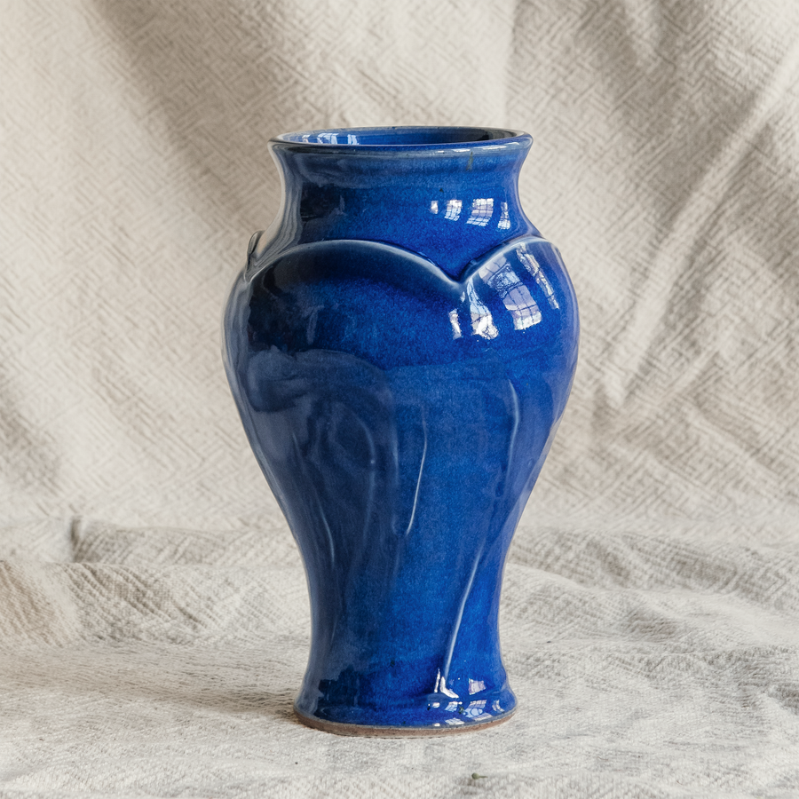 Medium Classic Vase