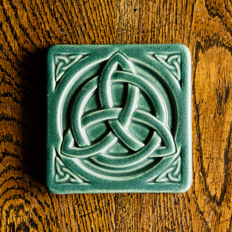 Trinity Knot Tile