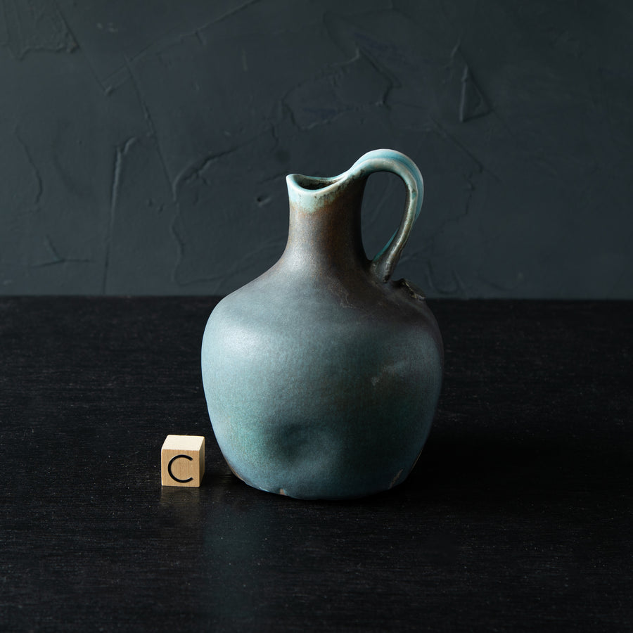 Kwiatkowski | Jug Collection