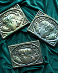 Claddagh Tile | Iridescent