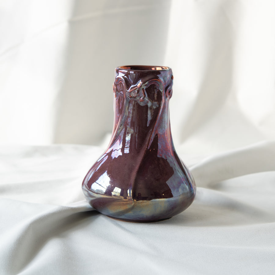 Limited Edition Snowdrop Vase | Plum Iridescent