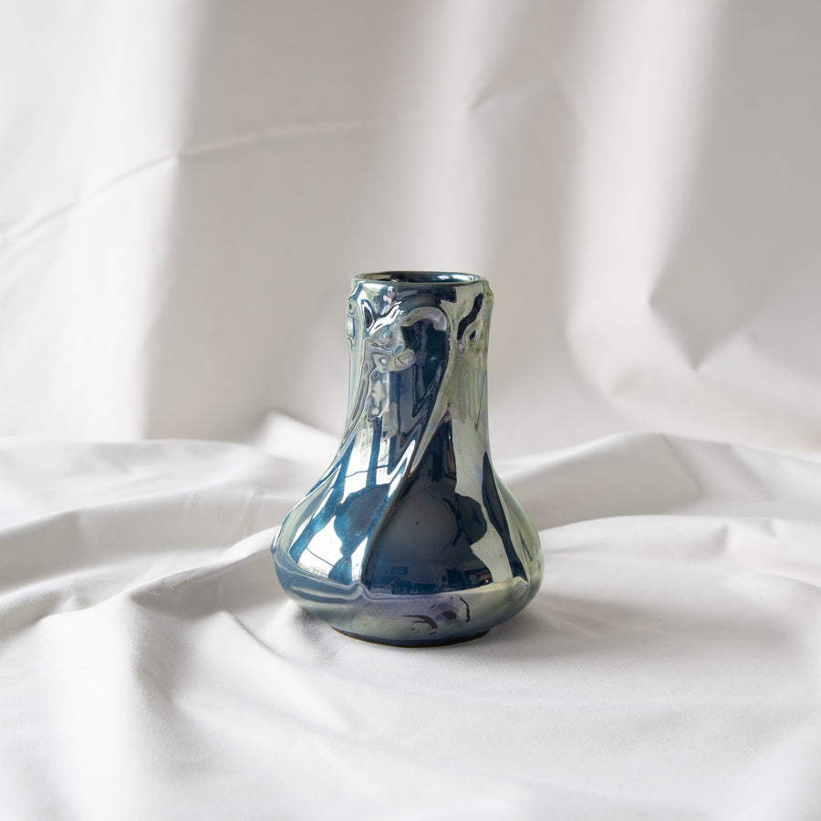 Limited Edition Snowdrop Vase | Azurite Iridescent