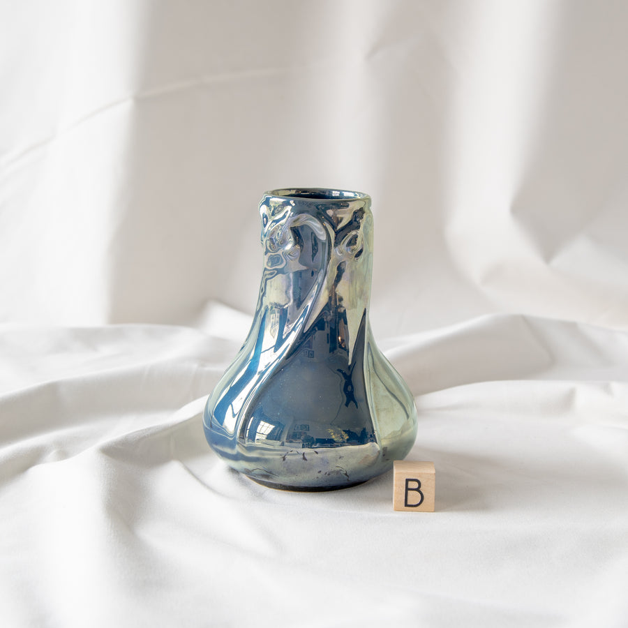 Limited Edition Snowdrop Vase | Azurite Iridescent