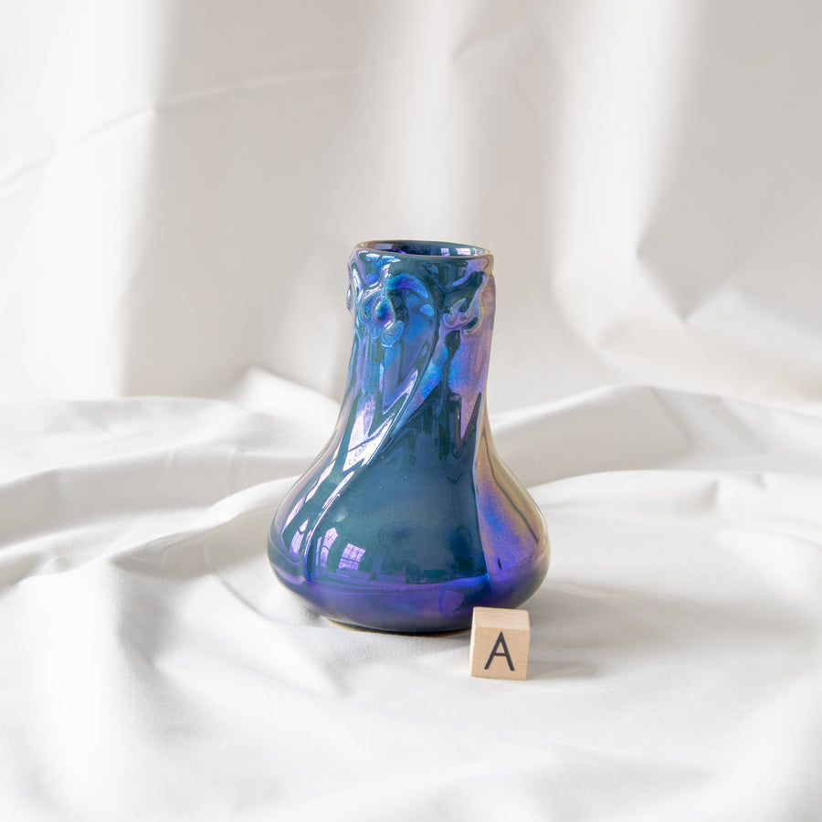 Limited Edition Snowdrop Vase | Azurite Iridescent