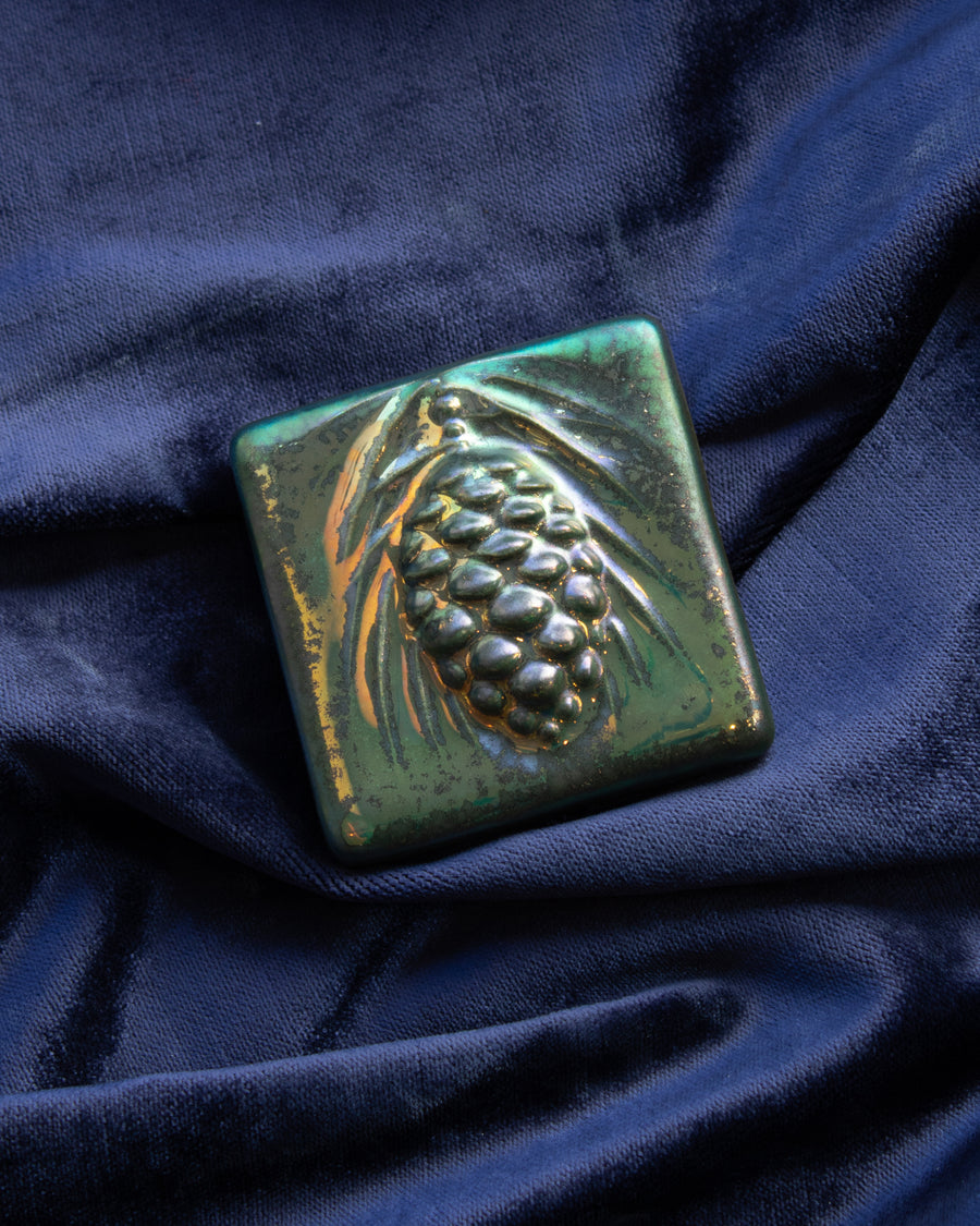 Pinecone Tile | Matte Green Iridescent